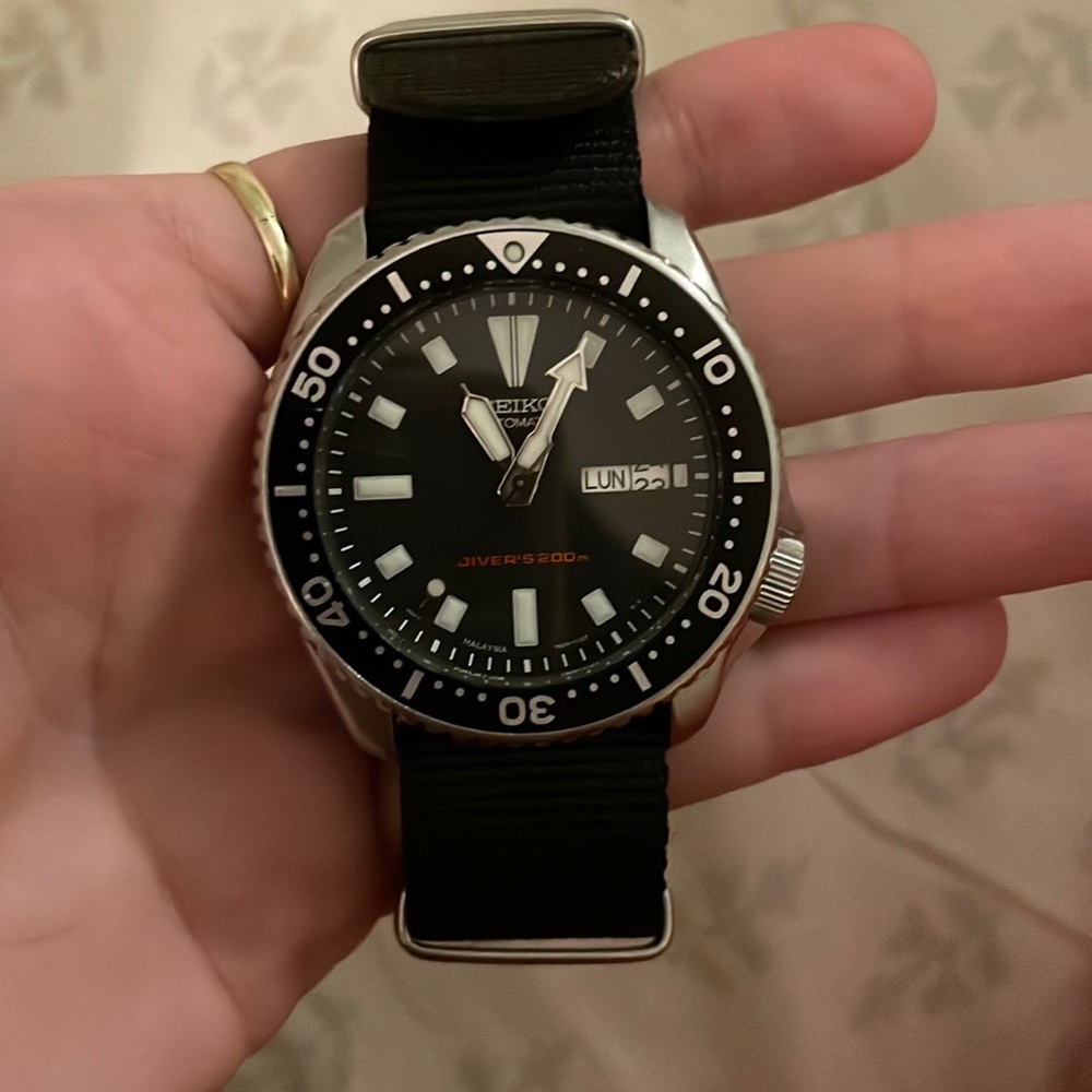 Seiko SKX173 dive watch stainless steel.